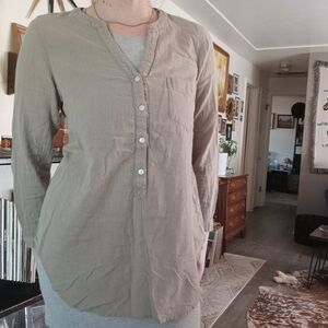 Old Navy Lightweight Tunic Size XS